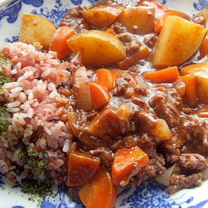ちょっと下町風!?ハヤシライス♪(赤ワイン)